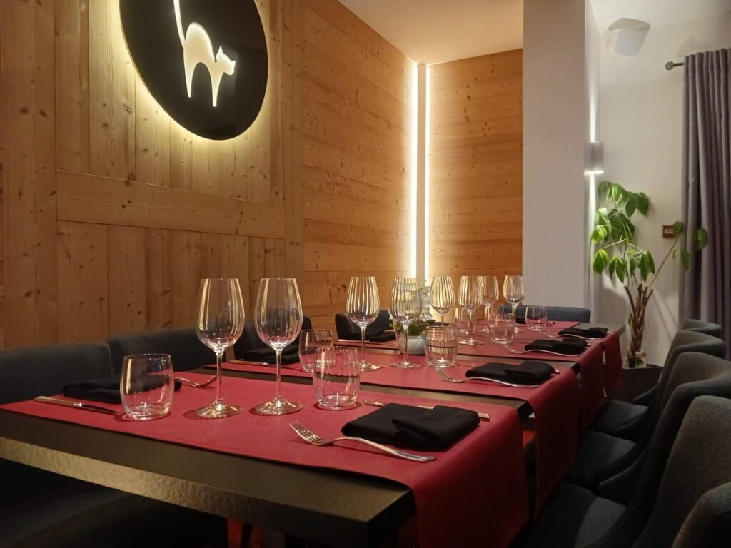 Table de groupe événements le chat gourmand beunaz