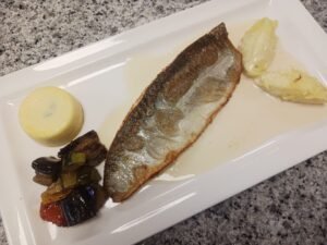 Plat du restaurant le chat gourmand beunaz